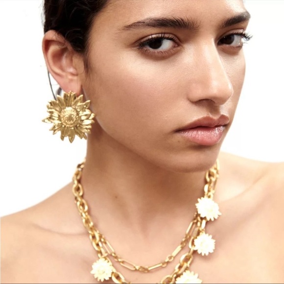 Zara Gold New Trend Sun Big Pin Modern MoMa Earrings - Picture 12 of 16